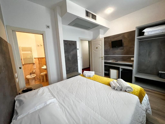 Bedroom 4, Hotel Joli