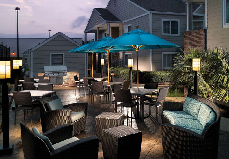 Food & Drinks 5, Sonesta Es Suites Montgomery, Montgomery