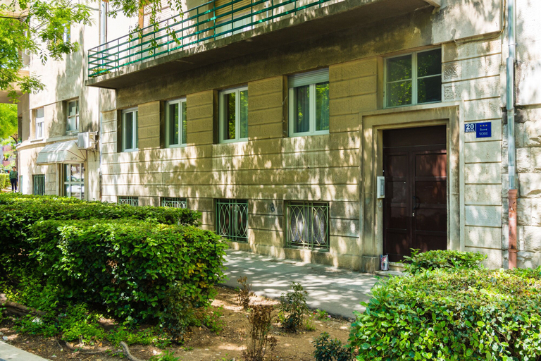 Exterior & Views 2, Piano Suites, Split