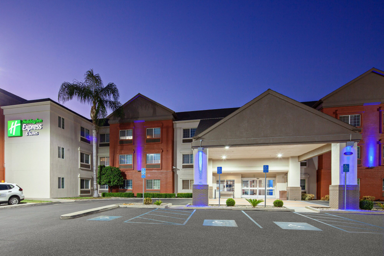 Exterior & Views 3, Holiday Inn Express & Suites TULARE by IHG, Tulare