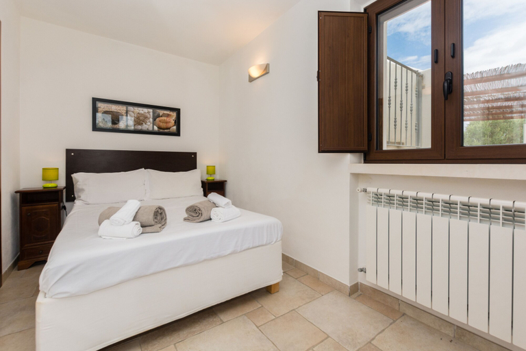 Bedroom 3, Trullo Tranquillo, Brindisi