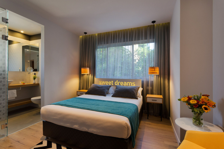 Bedroom 3, Prima City Hotel