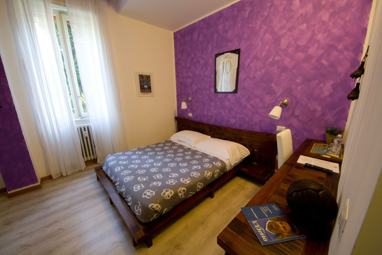 Bedroom 4, Luci a San Siro, Milano