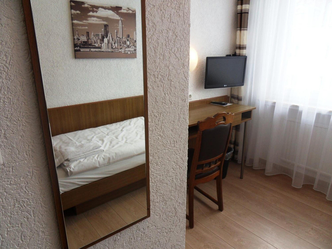 Bedroom 4, Hotel Linnert, Darmstadt-Dieburg