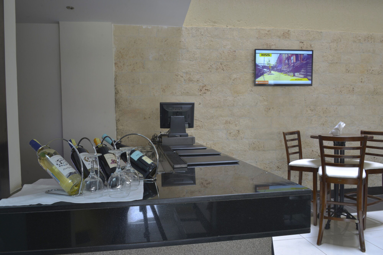 Food & Drinks 5, La Maison Royale, Westlands