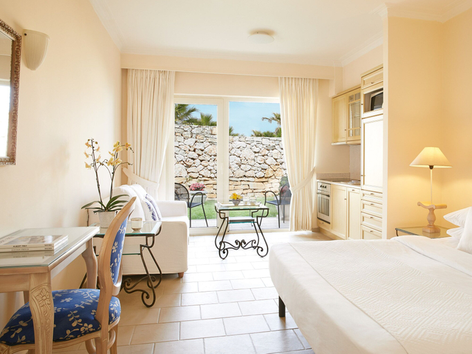 Bedroom 4, Grecotel Marine Palace & Aqua Park, Crete