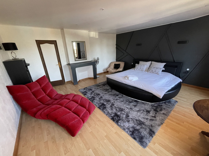 Bedroom 2, Domaine D'en Rigou, Tarn