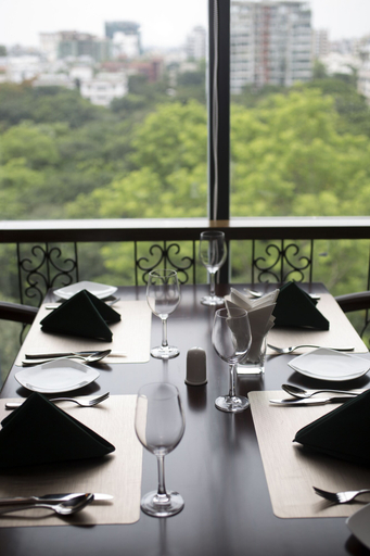 Food & Drinks 4, The Midori By Lakeshore, Dhaka