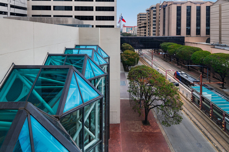 Exterior & Views 2, Houston Marriott Medical Center/Museum District, Harris