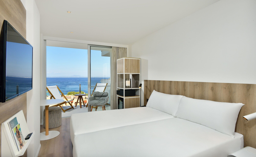 Bedroom 3, INNSiDE by Meliá Calviá Beach, Baleares