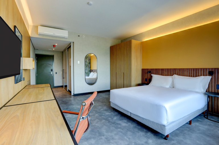 Bedroom 25