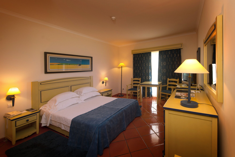 Bedroom 3, Vila Gale Alentejo Vineyards (Clube de Campo), Beja