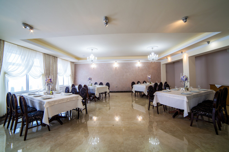 Food & Drinks 5, Hotel Stil, Cluj-napoca