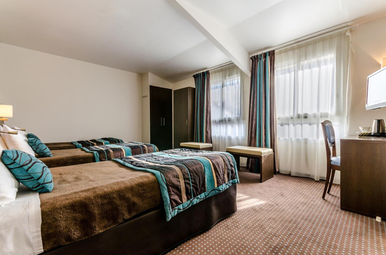 Bedroom 3, Helgon, Hautes-Pyrénées