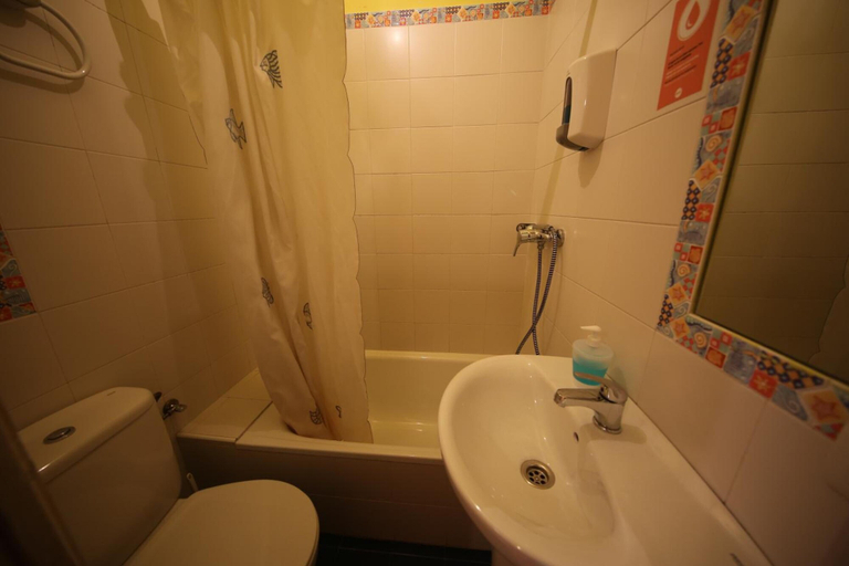 Bathroom 3, Alda Centro León, León