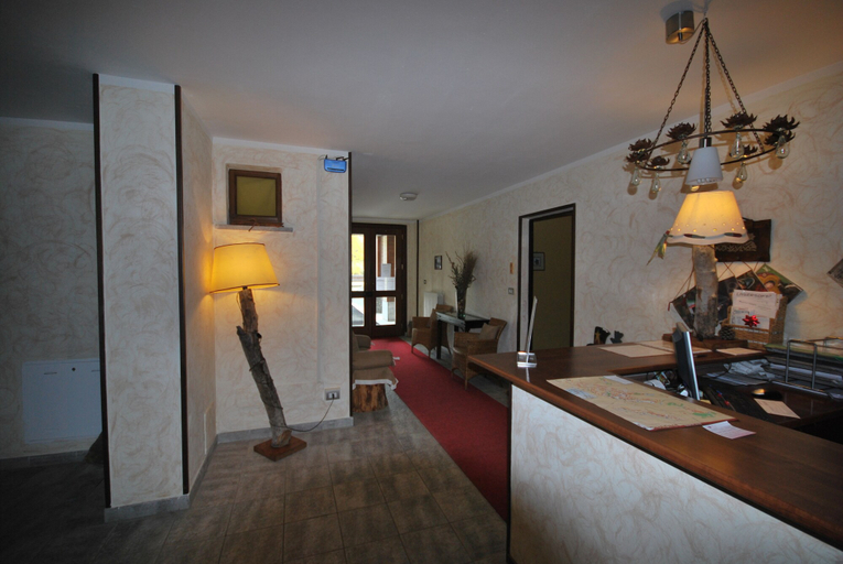 Others 5, Chalet Edelweiss, Torino