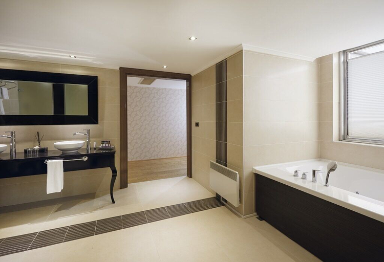 Bathroom 5, Anemon Grand Konya Otel, Selçuklu
