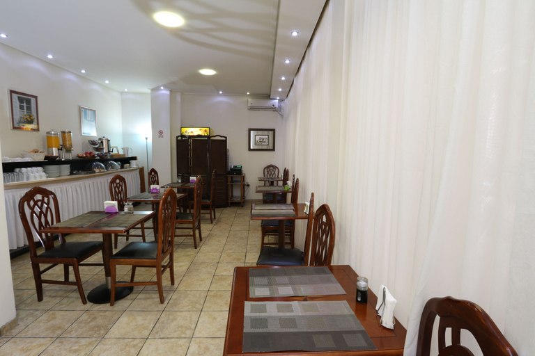 Food & Drinks 5, Athens Delta Hotel, Attica