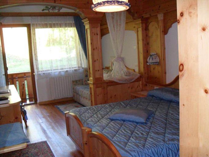 Bedroom 3, Dahu, Trento