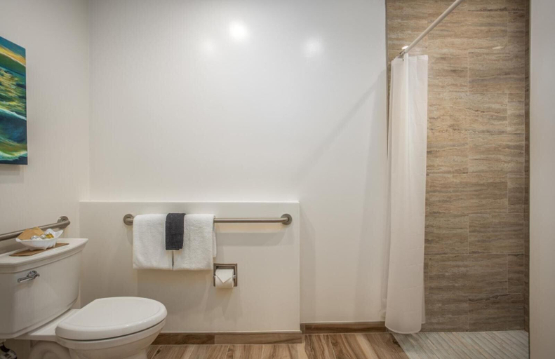 Bathroom 4, Ocean View Inn, San Mateo
