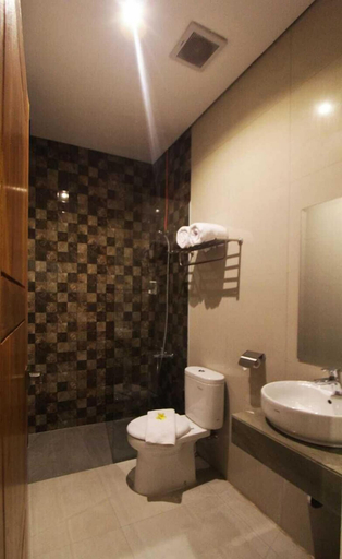Bathroom, Onesouth Banyuwangi Pulau Merah, Banyuwangi