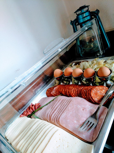 Food & Drinks 5, Zhimbad B&B by the sea, Baleares