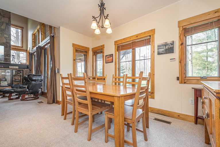 Others 5, Ski Chalet, Garrett