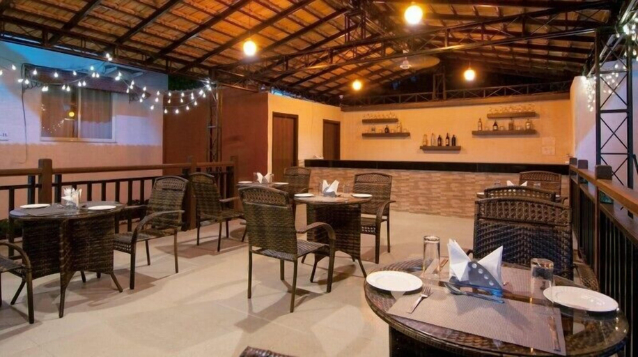 Food & Drinks 5, Whispering Woods, North Goa