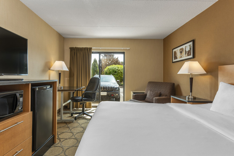 Bedroom 3, Comfort Inn Brandon, Division No. 7