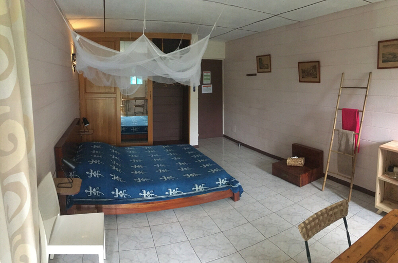 Bedroom 4, L'Arbre de Vie, Saint-Joseph