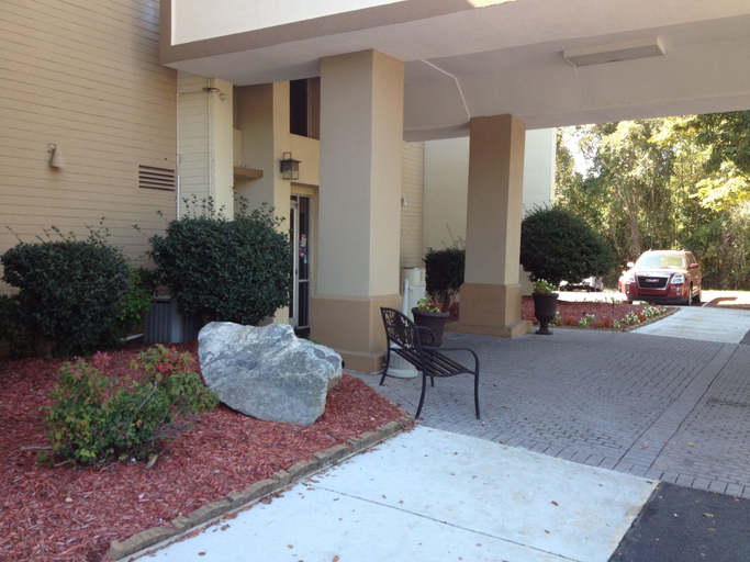 Others 3, Four Points by Sheraton Charlotte Airport, Mecklenburg