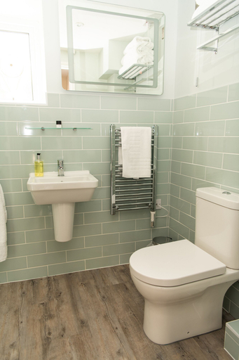 Bathroom 3, Aldwick Estate, North Somerset
