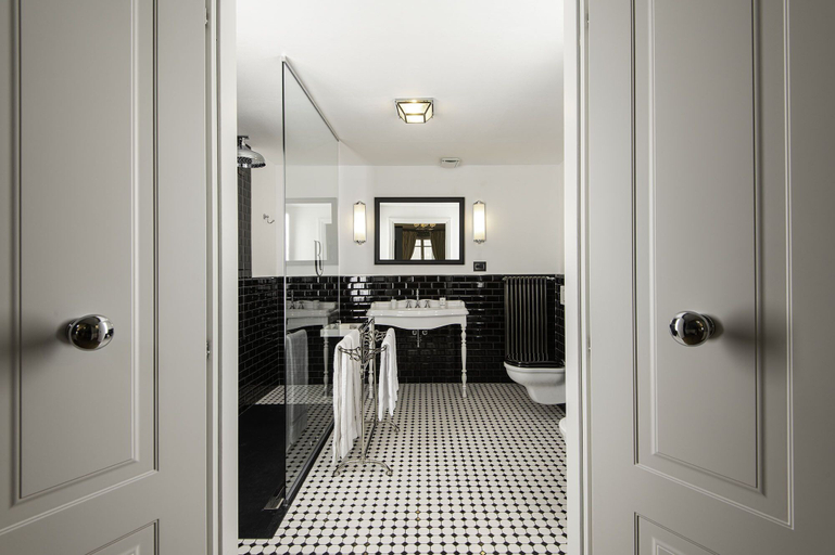 Bathroom 4, Relais Uffizi, Tailor made Hotel, Florence