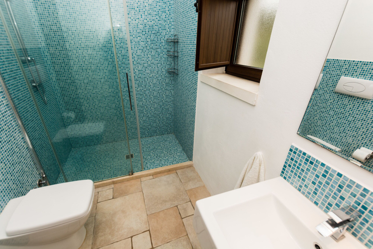 Bathroom 4, Trullo Tranquillo, Brindisi