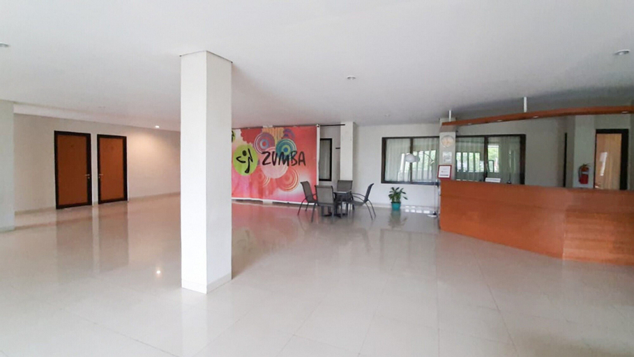 Public Area 3, RedDoorz Plus @ Bitung City Center, Bitung