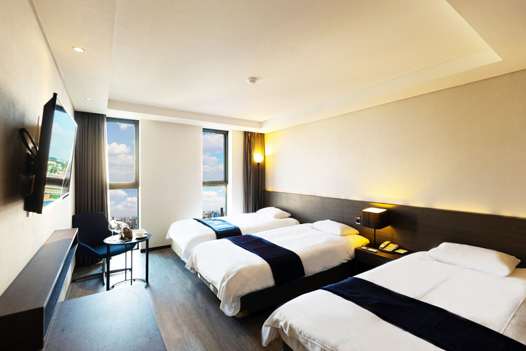 Bedroom 2, Hotel The One, Jeju