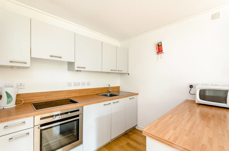 Others 4, Sub Penthouse Canary Wharf London, London