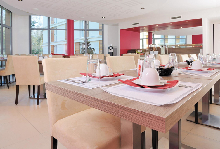 Food & Drinks 5, Residhome Paris Guyancourt, Yvelines