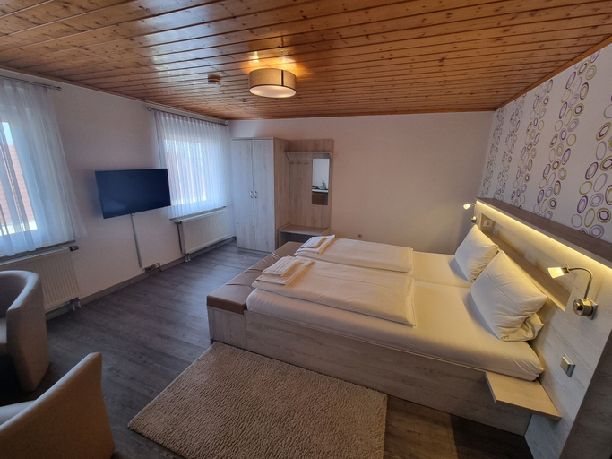 Bedroom 3, Bergschänke & Berghotel, Spree-Neiße