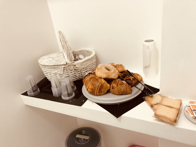 Food & Drinks 5, La piazza, Napoli
