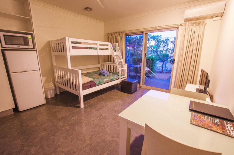 Bedroom 3, Onslow Beach Resort, Ashburton