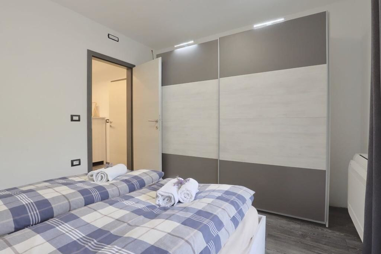 Bedroom 3, Apartments Delfin Villa Sofia, Umag
