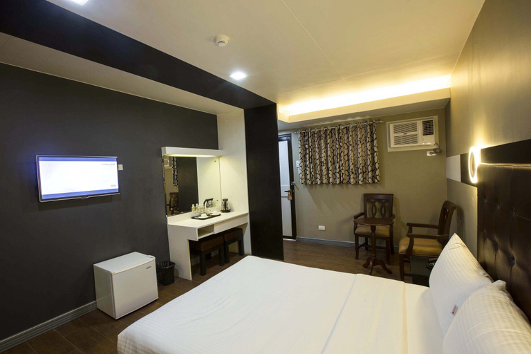 Bedroom 2, Lucky 9 Budget Hotel, Tagum City