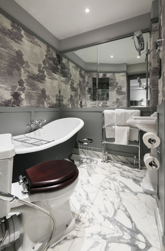 Bathroom 4, Deluxe Mayfair Home by Marble Arch Station, London