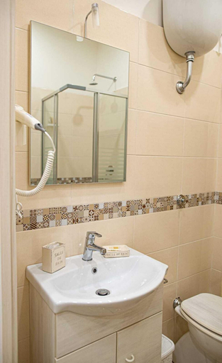 Bathroom 5, B&B Al Portone, Salerno