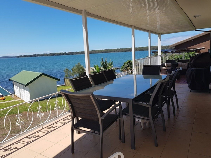 Others 5, Lake Escape - Lake Macquarie, Wyong - North-East