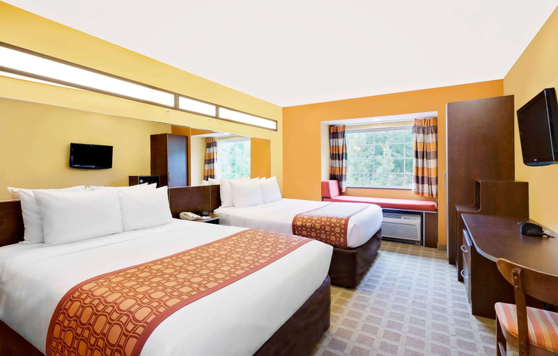Bedroom 3, Microtel Inn & Suites by Wyndham Princeton, Mercer