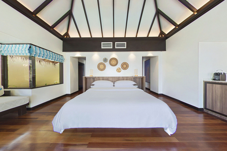 Bedroom 3, Sheraton Maldives Full Moon Resort & Spa, Kaafu Atoll