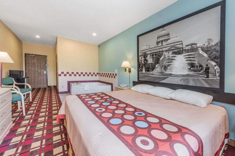 Bedroom 4, Super 8 by Wyndham Martinsville, Morgan