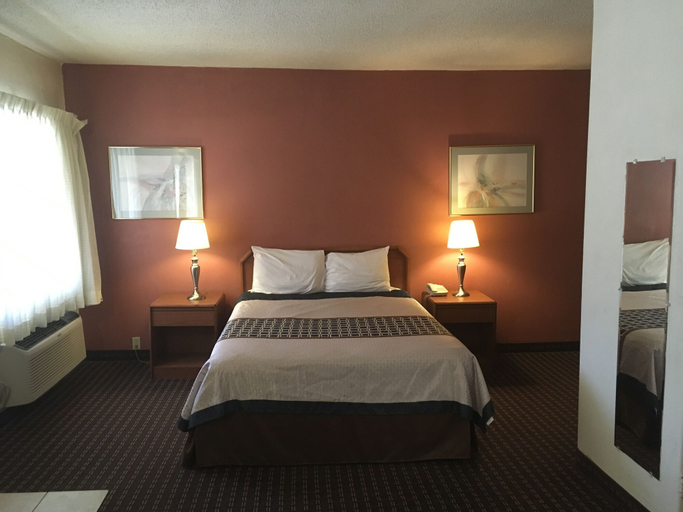 Bedroom 3, Budget Inn La Fonda Motel, Seward
